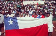 4 títulos mundiales de Tenis para Chile en 7 finales disputadas por equipos - 2001: Los dueños de casa lo consiguen por primera vez