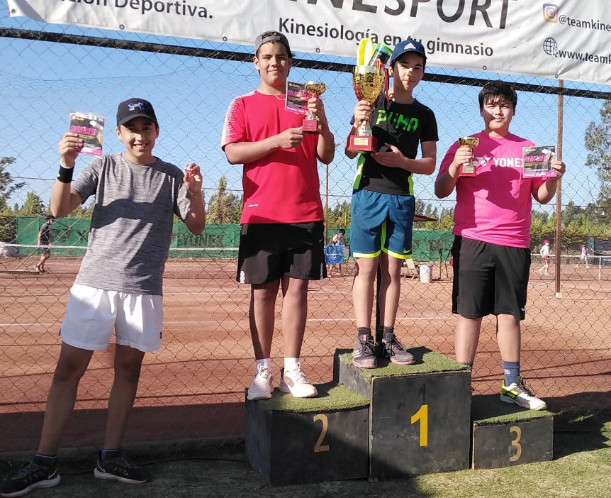 Matias Vicencio ganó la última etapa de los Sub 15 y quedó como líder