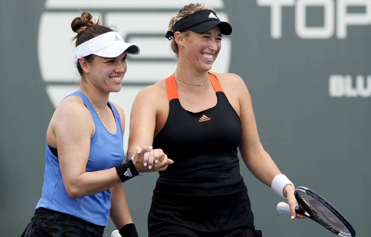 Guarachi y Krawczyk triunfaron en el segundo partido de la finales de la WTA