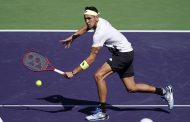 Tabilo se baja de Miami por molestia en el codo