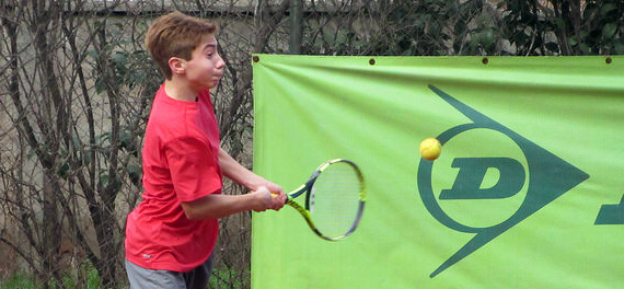 Calderón, Abarzúa y Núñez se aferran al singles en Paraguay y Guatemala