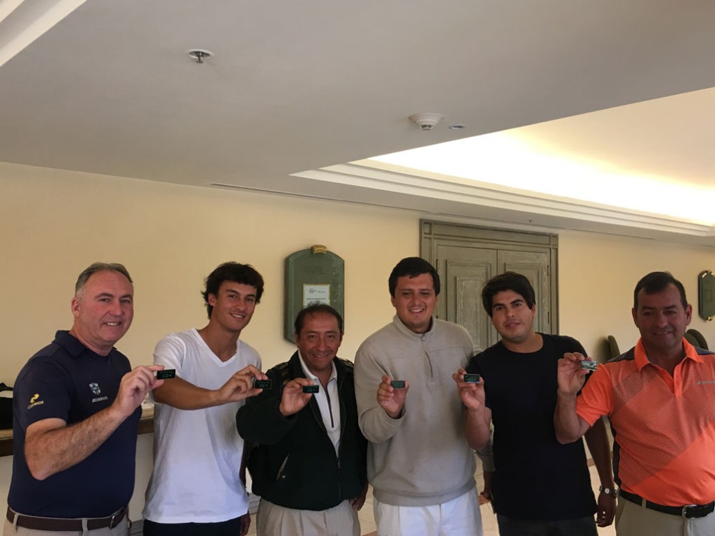 Dos chilenos aprueban curso Green Bagde para árbitros realizado en nuestro país