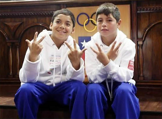 La roja olímpica tiene dos mini abanderados