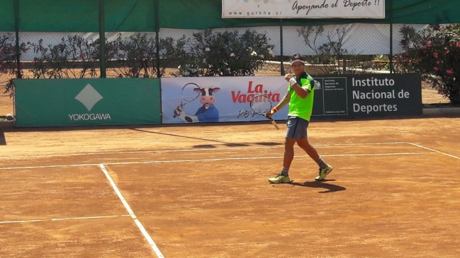 Bastián Malla y Nicolás Jarry a semifinales del Futuro 8 de Chile