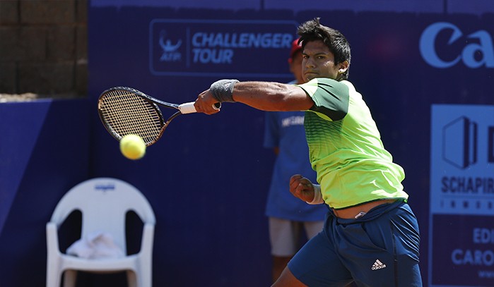 El brasileño Sakamoto conquistó ante el chileno Malla el torneo onubense