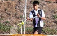 El tenista fanático del fútbol que la rompió ayer en Chicureo