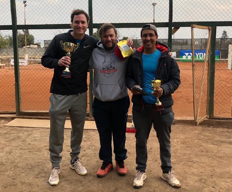 Siegel campeón en su tierra