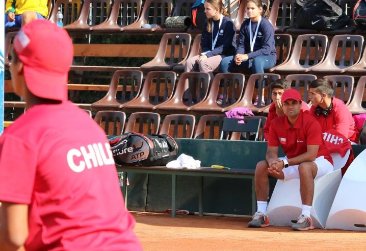 Chile cae con el favorito en Copa Davis