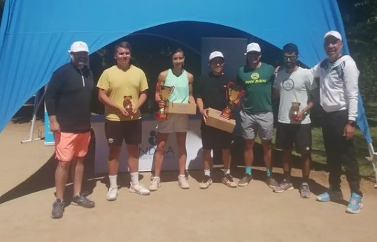 Martinich y Zúñiga sorprendieron en Chiletenis