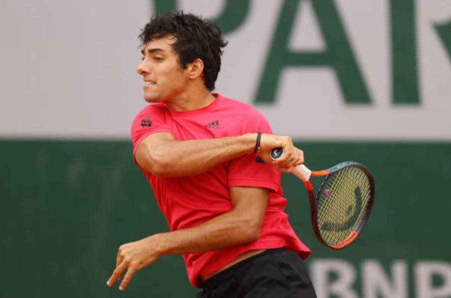 Garin vence a Kohlschreiber y avanza en Roland Garros
