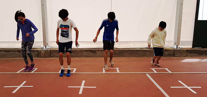 Tenistas de Aysén se preparan durante el verano para torneos fuera de la región