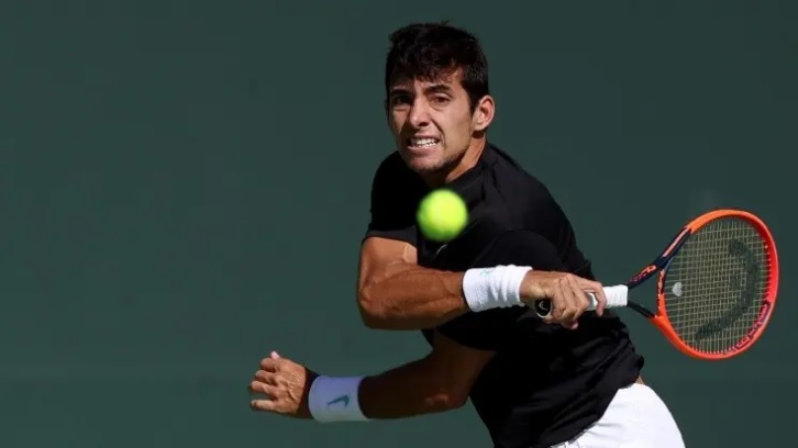Garin se retira de su partido en el ATP de Córdoba