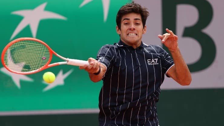 Garin a tercera ronda en Roland Garros