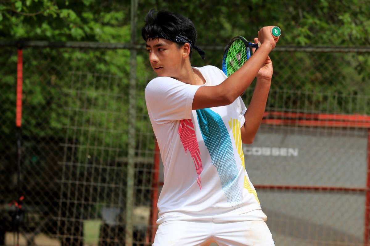 Daniel Nuñez se metió en semifinales de M15 en Santo Domingo