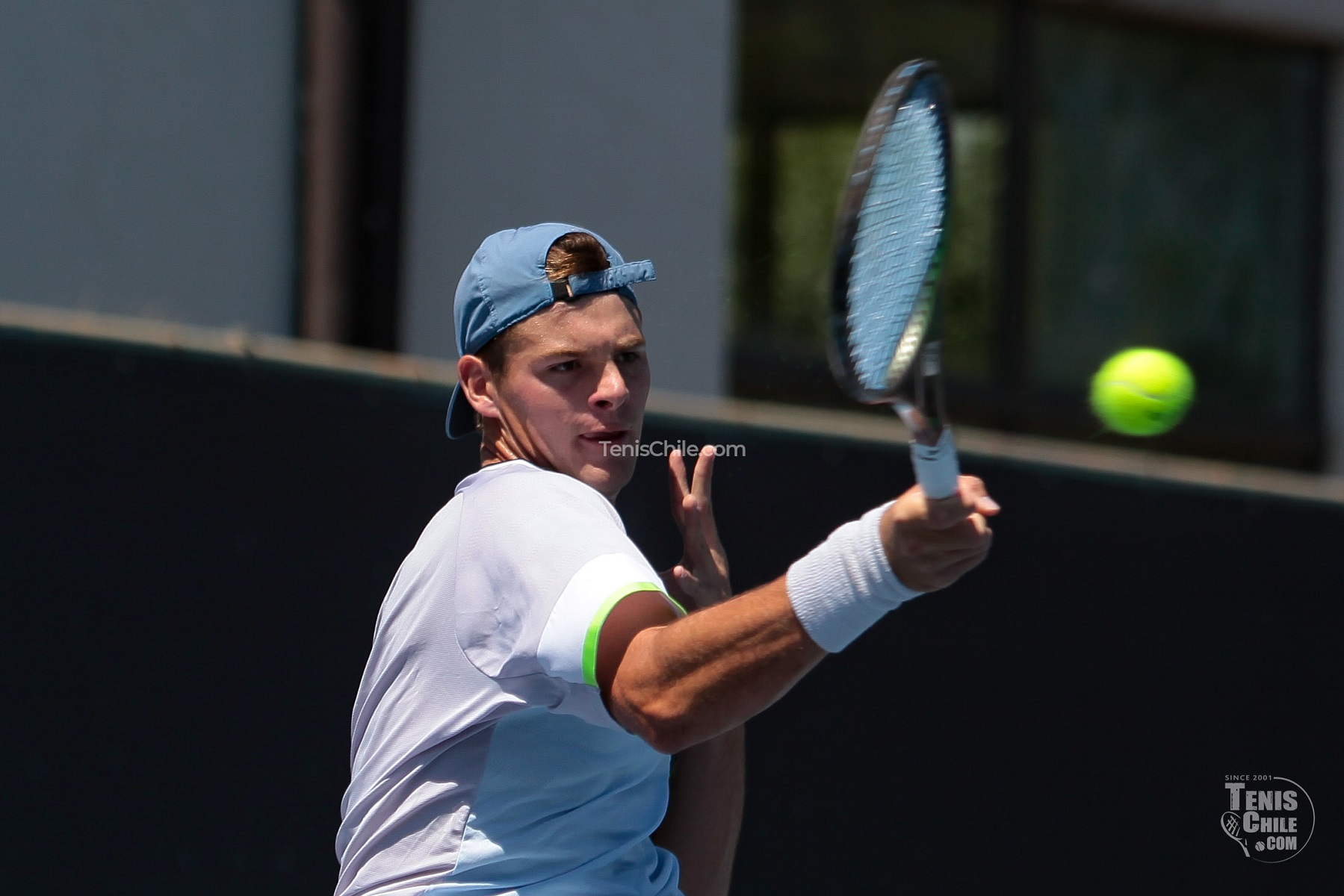 Diego Jarry pasa la qualy en un M25