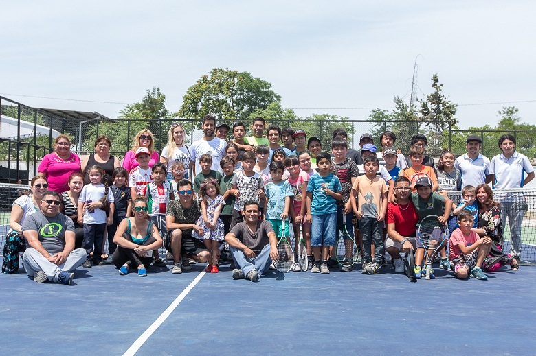 Futuros Para el Tenis y Hans Podlipnik realizaron diversas actividades