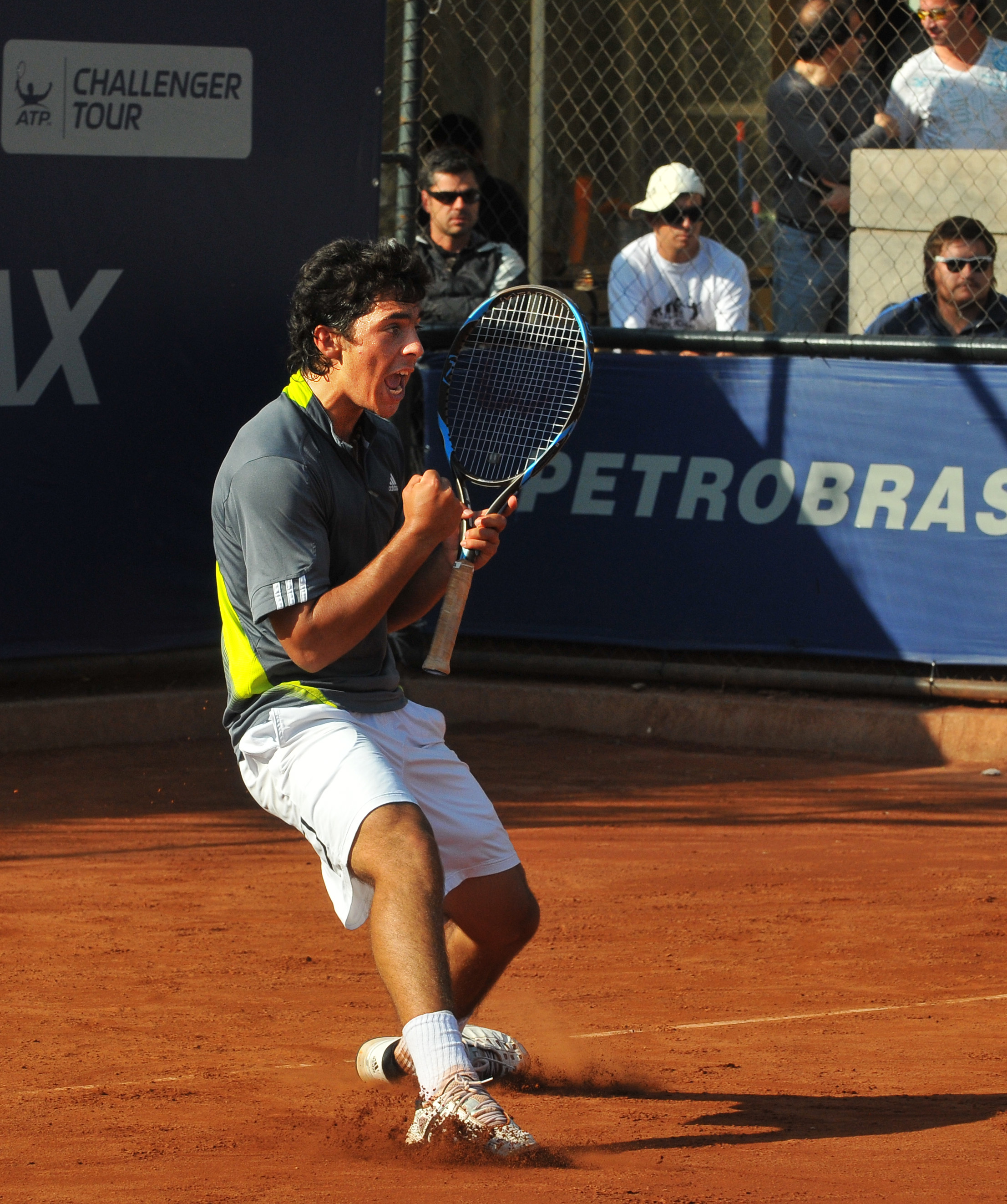 Triunfazo, Lama a cuartos de final en Quito