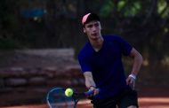 Bustiman saca su primer punto ATP