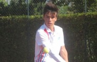 Becerra a semifinales y enfrentará a su parner de dobles
