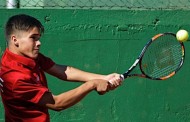 Becerra a cuartos de final en Perú