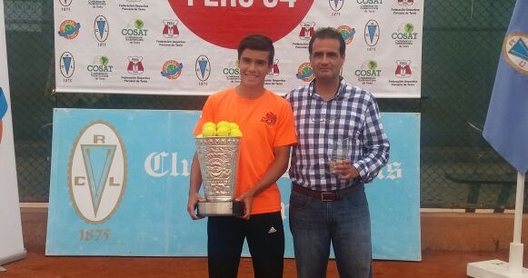 Becerra gana el singles y quedará dentro de los 25 mejores