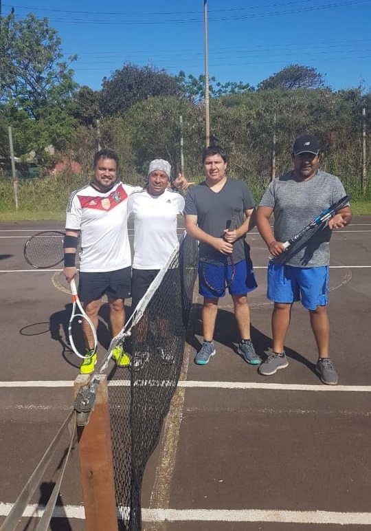 Tenis en Rapanui, una auténtica realidad