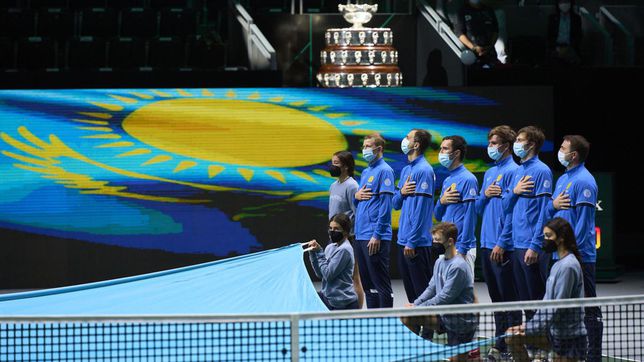 Kazajistán, un equipo de rusos armado por un fanático multimillonario