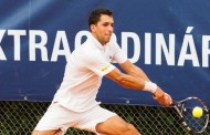 Laslo a semifinales