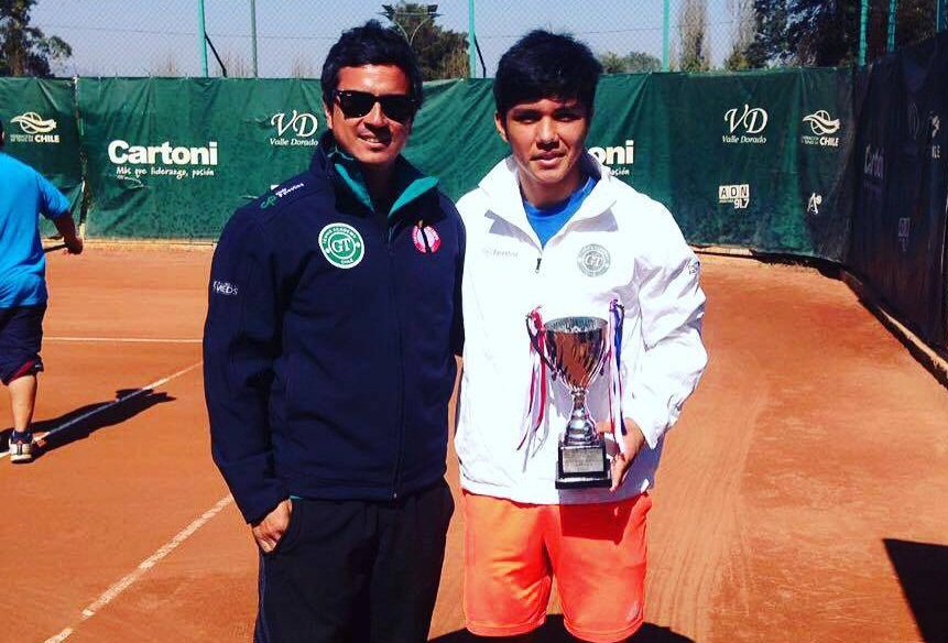 Campeones del torneo ITF UC son chilenos