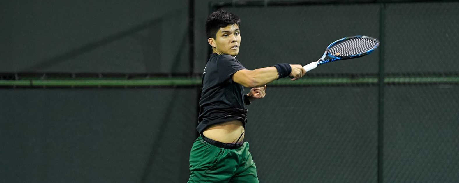 Soto a semifinales en Cancún