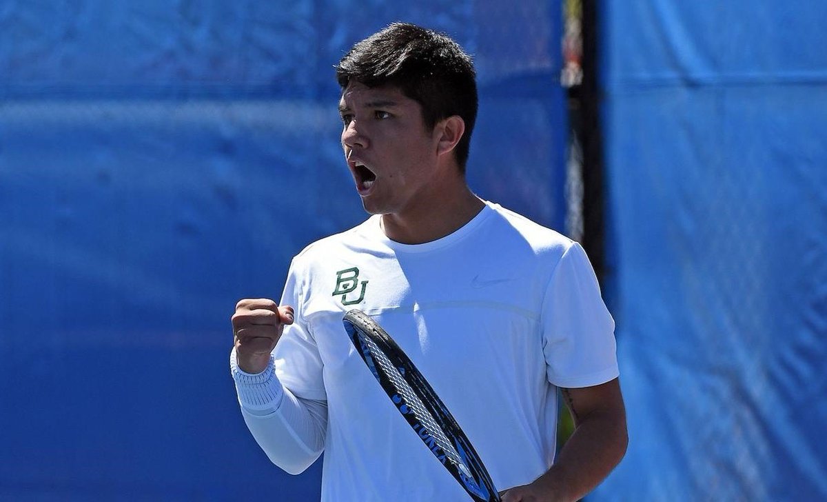 Soto se queda con el duelo de chilenos