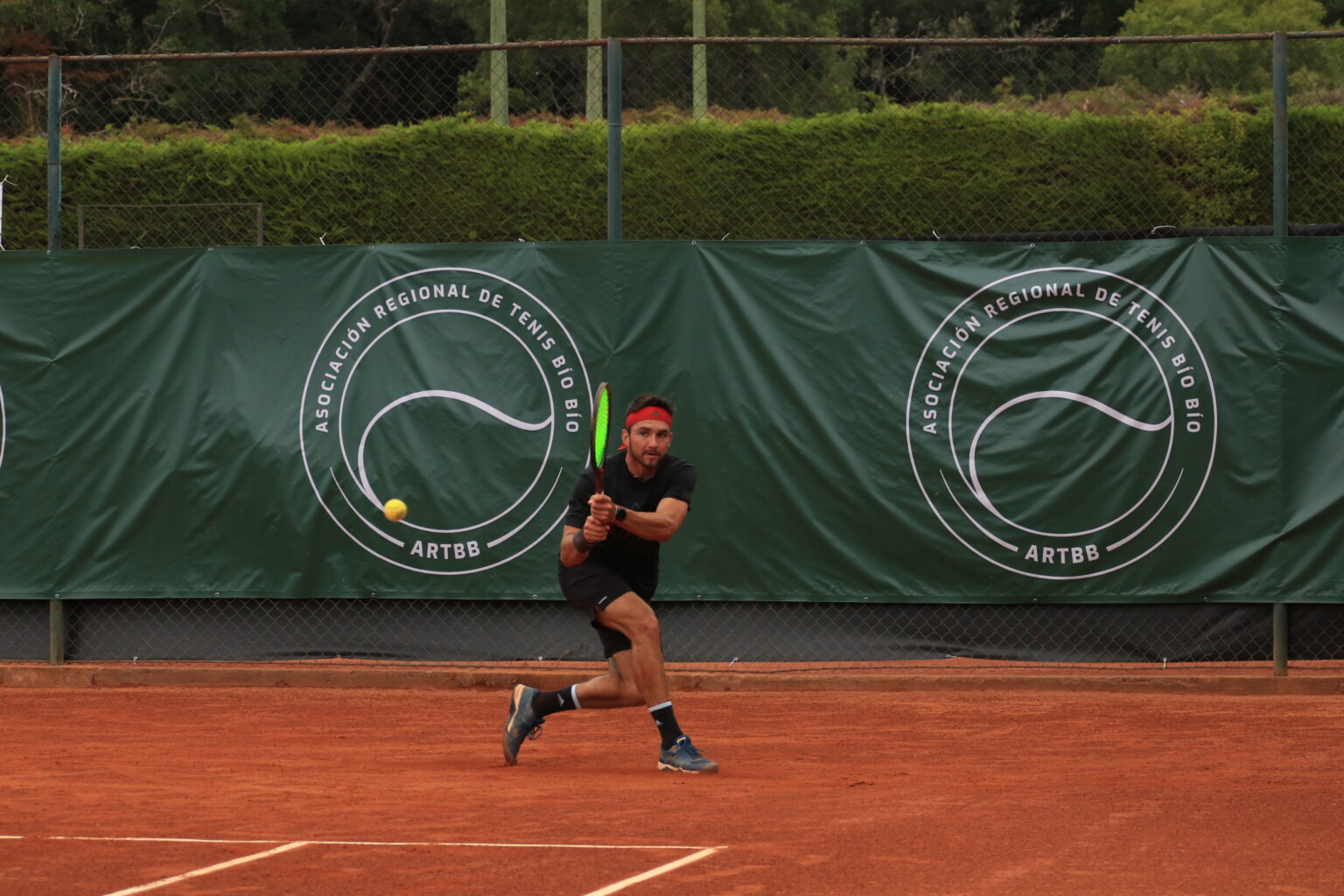 Pereira quiere el top 1.000 en dobles, pasó a semi en Túnez