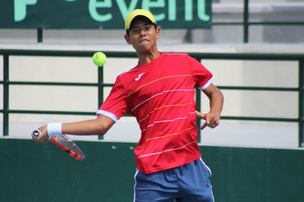 Joven tenista dominicano: 