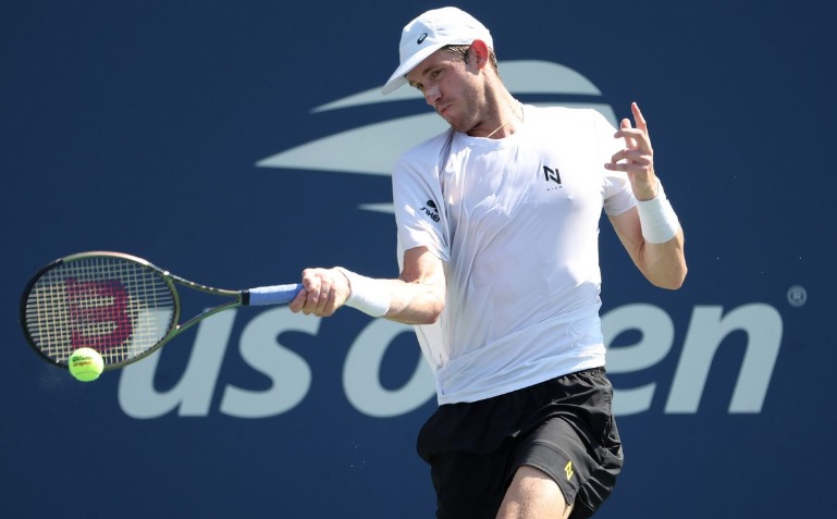 Jarry avanza a 2a ronda del Us Open