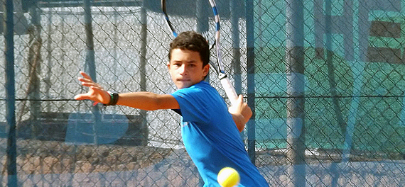 Con Hanamichi Carvajal y Nicolás Villalón como finalistas terminó la Regatas Bowl
