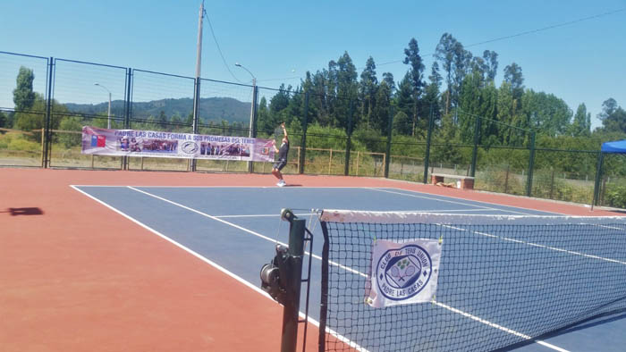 Padre las casas a full con el tenis