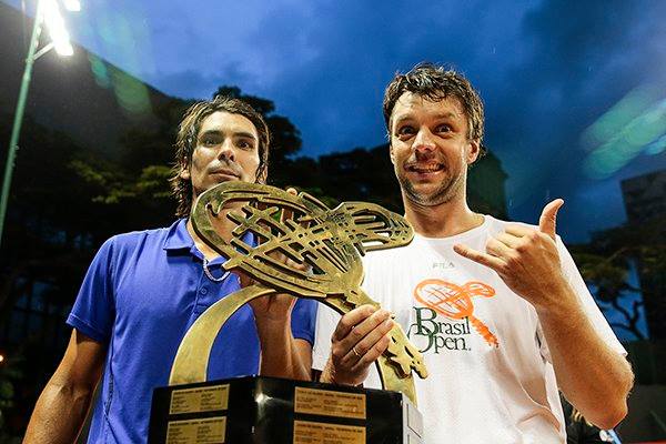 Julio Peralta es #1 de Chile en el ránking de dobles tras el título en Sao Paulo