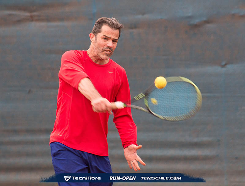 Navarro y Jhonson campeones del Senior en el Estadio Nacional
