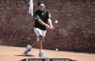 La vuelta de un crack, Espinoza gana +100 en el Stade